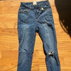 GB Ripped blue jeans size one